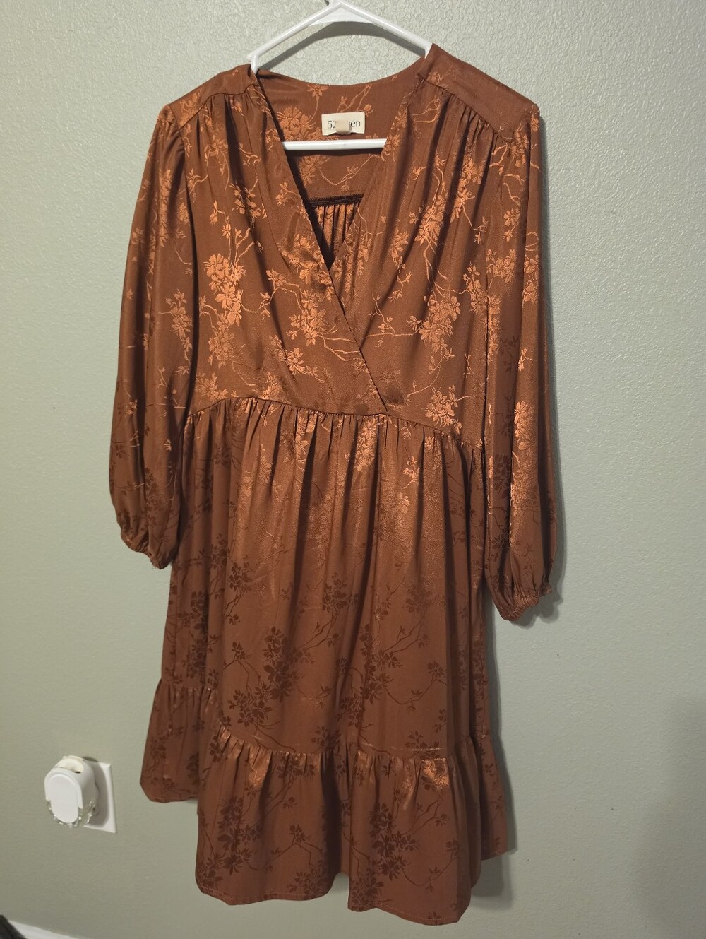 52Seven Floral Wrap Dress Satin